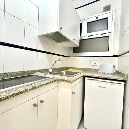 Tpl Interior Studio, Wifi, Only 50 Meters To Las Canteras Beach *